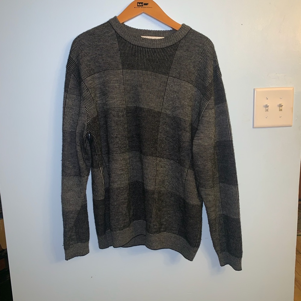 Perry Ellis sweater || L